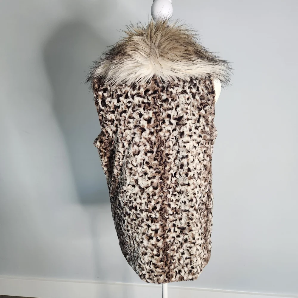 Adrienne Landau Faux Fur Vest in Brown and Cream S Baddie Cozy Soft Animal Print